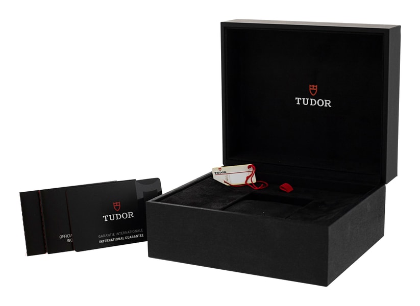 Tudor Black Bay GMT M79830RB-0001
